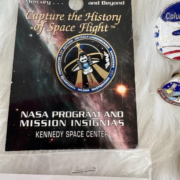 NASA Space Flight Pin Collection - Picture 2 of 6